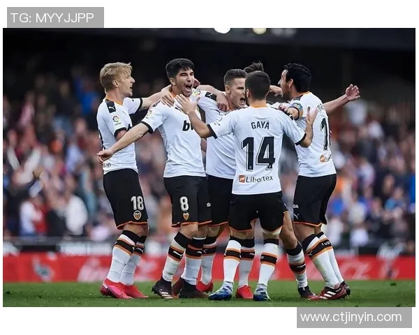 欧洲足球明星精彩瞬间集锦展现足坛传奇风采与激情对决